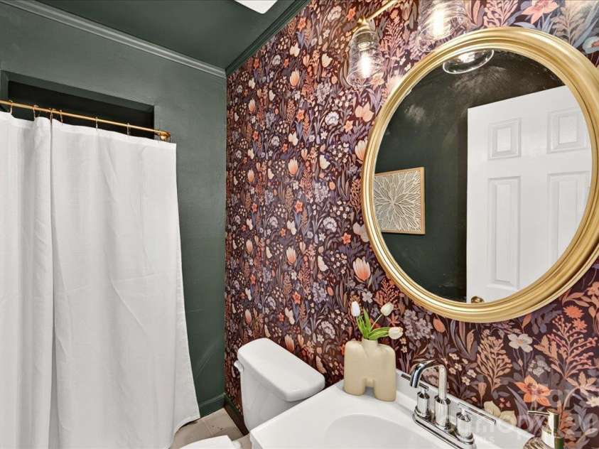 2936 Burnt Mill Road, Charlotte, NC 28210.  MLS# CAR4429775, YatesRealty ID 54453. 