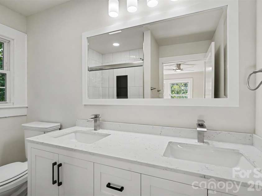 110 Hillside Avenue, Concord, NC 28025.  MLS# CAR4430448, YatesRealty ID 54456. 