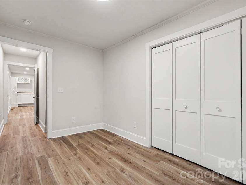 110 Hillside Avenue, Concord, NC 28025.  MLS# CAR4430448, YatesRealty ID 54456. 
