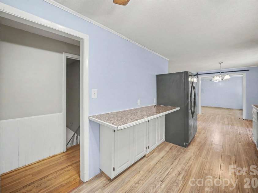 623 Westside Drive, Newton, NC 28658.  MLS# CAR4427242, YatesRealty ID 54457. 