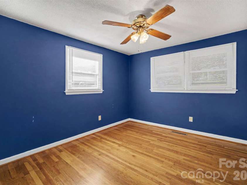 623 Westside Drive, Newton, NC 28658.  MLS# CAR4427242, YatesRealty ID 54457. 