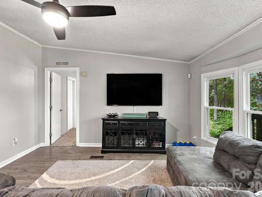 1291 Hines Road, Clover, SC 29710.  MLS# CAR4425612, YatesRealty ID 54459. 