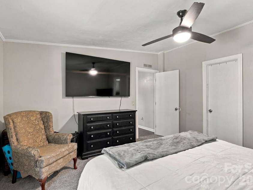 1291 Hines Road, Clover, SC 29710.  MLS# CAR4425612, YatesRealty ID 54459. 