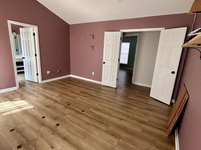 2018 Southwind Drive, Charlotte, NC 28216.  MLS# CAR4300833, YatesRealty ID 5446. 
