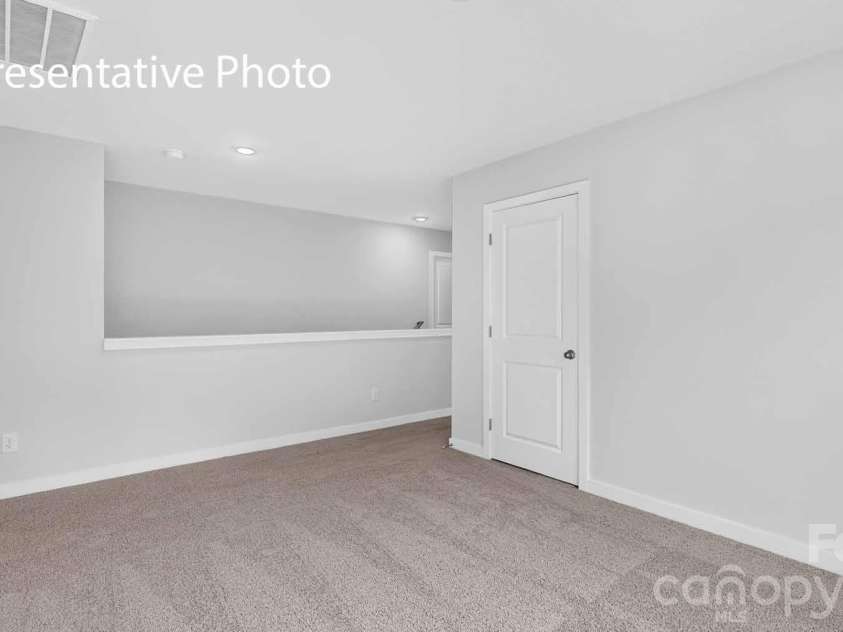 11531 Cardinal Creek Avenue, Charlotte, NC 28215.  MLS# CAR4374949, YatesRealty ID 54461. 