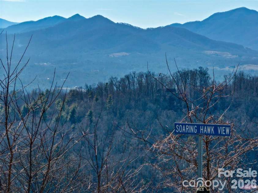 5 Soaring Hawk View, Asheville, NC 28804.  MLS# CAR4428342, YatesRealty ID 54462. 