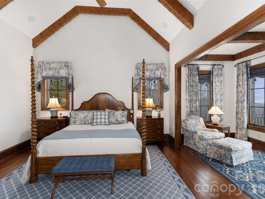 733 Dogwood Lane, Blowing Rock, NC 28605.  MLS# CAR4429155, YatesRealty ID 54463. 