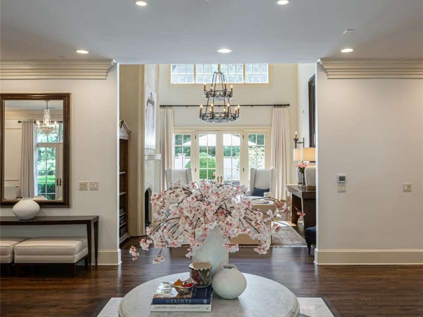 23 Cedar Hill Drive, Asheville, NC 28803.  MLS# CAR4426816, YatesRealty ID 54464. 