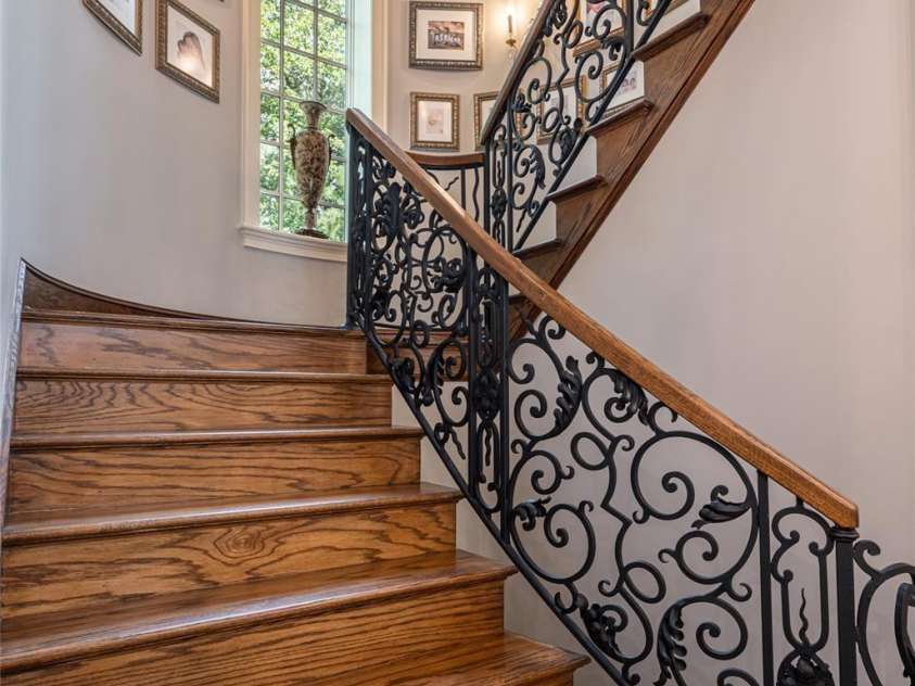 23 Cedar Hill Drive, Asheville, NC 28803.  MLS# CAR4426816, YatesRealty ID 54464. 