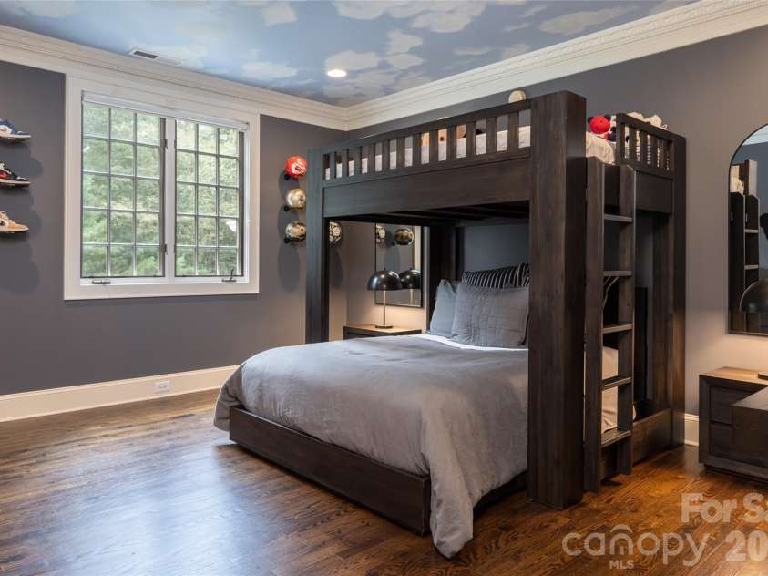 23 Cedar Hill Drive, Asheville, NC 28803.  MLS# CAR4426816, YatesRealty ID 54464. 