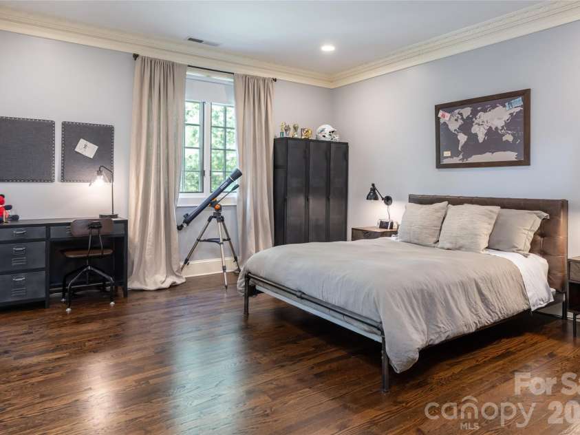 23 Cedar Hill Drive, Asheville, NC 28803.  MLS# CAR4426816, YatesRealty ID 54464. 