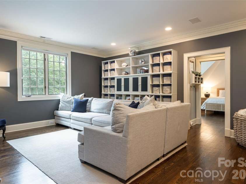 23 Cedar Hill Drive, Asheville, NC 28803.  MLS# CAR4426816, YatesRealty ID 54464. 