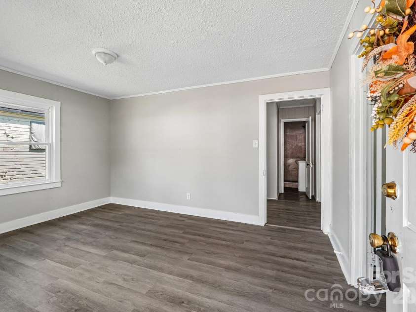 611 Clarinda Street, Rock Hill, SC 29730.  MLS# CAR4413391, YatesRealty ID 54469. 