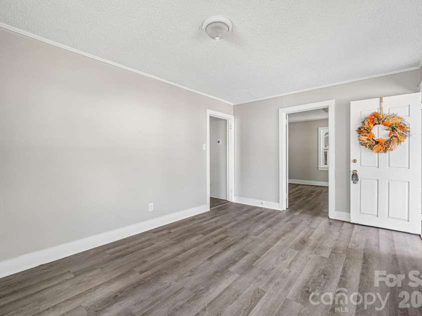 611 Clarinda Street, Rock Hill, SC 29730.  MLS# CAR4413391, YatesRealty ID 54469. 