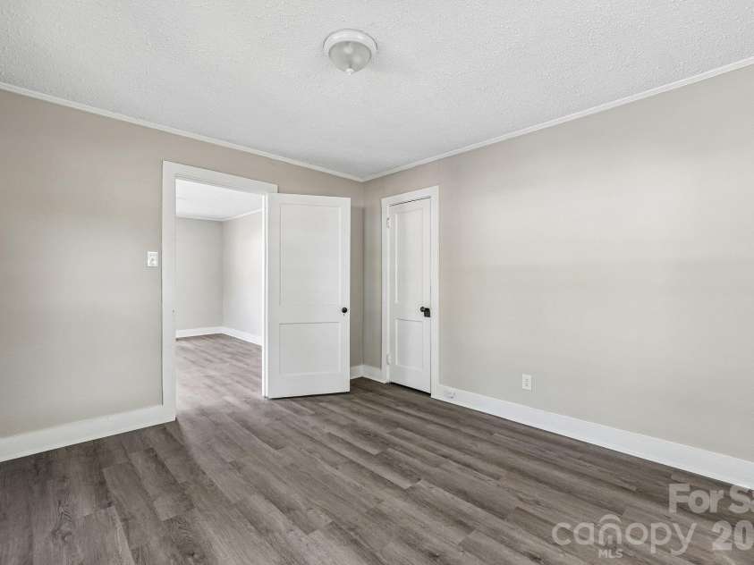 611 Clarinda Street, Rock Hill, SC 29730.  MLS# CAR4413391, YatesRealty ID 54469. 