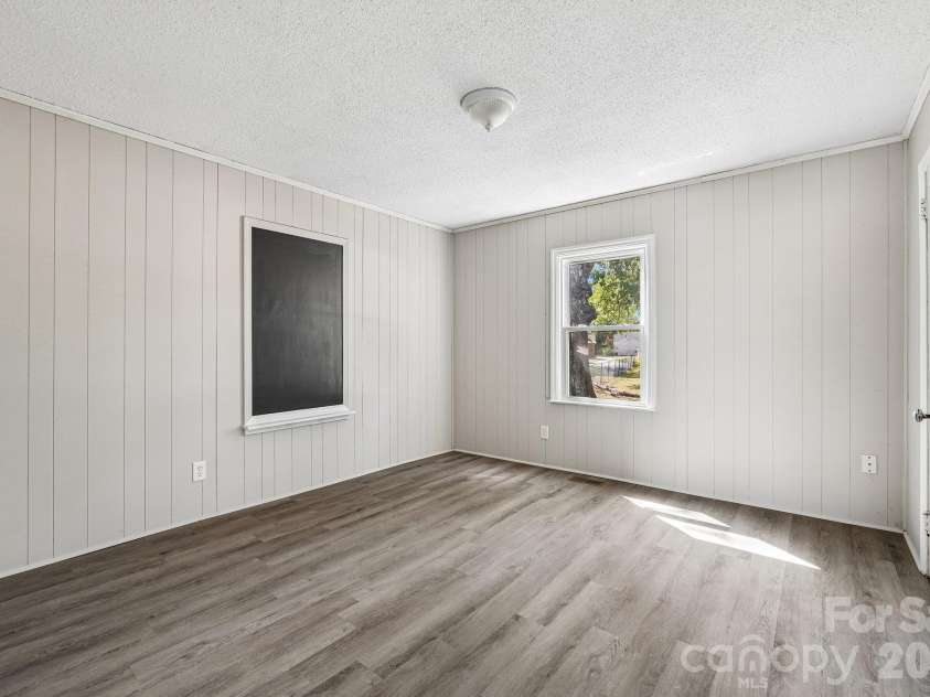 611 Clarinda Street, Rock Hill, SC 29730.  MLS# CAR4413391, YatesRealty ID 54469. 