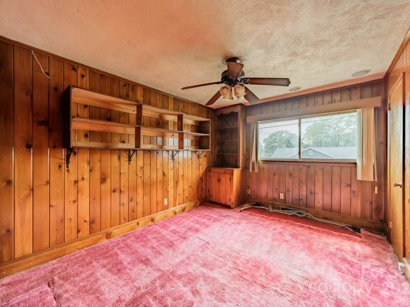 1400 Russell Avenue, Charlotte, NC 28216.  MLS# CAR4237759, YatesRealty ID 5447. Bedroom 1