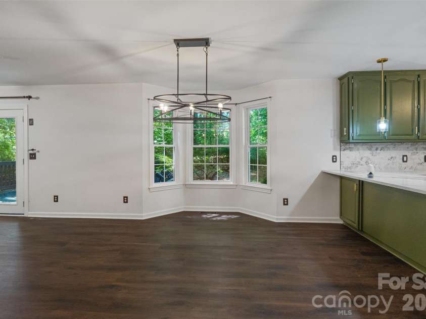 8327 Loma Linda Loop, Waxhaw, NC 28173.  MLS# CAR4430270, YatesRealty ID 54470. 
