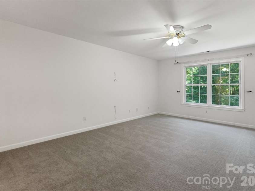 8327 Loma Linda Loop, Waxhaw, NC 28173.  MLS# CAR4430270, YatesRealty ID 54470. 