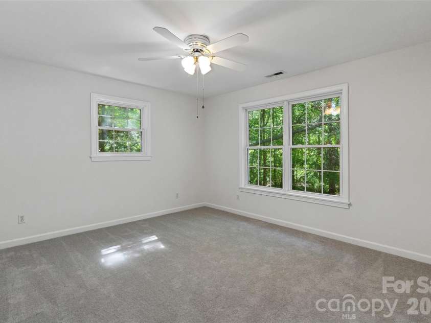 8327 Loma Linda Loop, Waxhaw, NC 28173.  MLS# CAR4430270, YatesRealty ID 54470. 