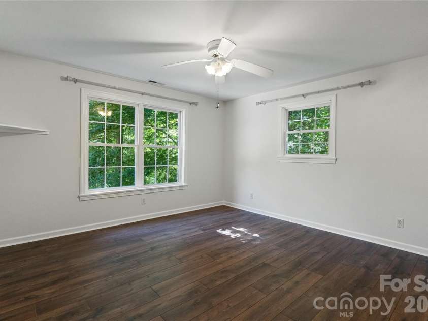 8327 Loma Linda Loop, Waxhaw, NC 28173.  MLS# CAR4430270, YatesRealty ID 54470. 