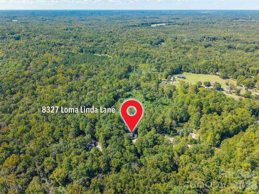 8327 Loma Linda Loop, Waxhaw, NC 28173.  MLS# CAR4430270, YatesRealty ID 54470. 
