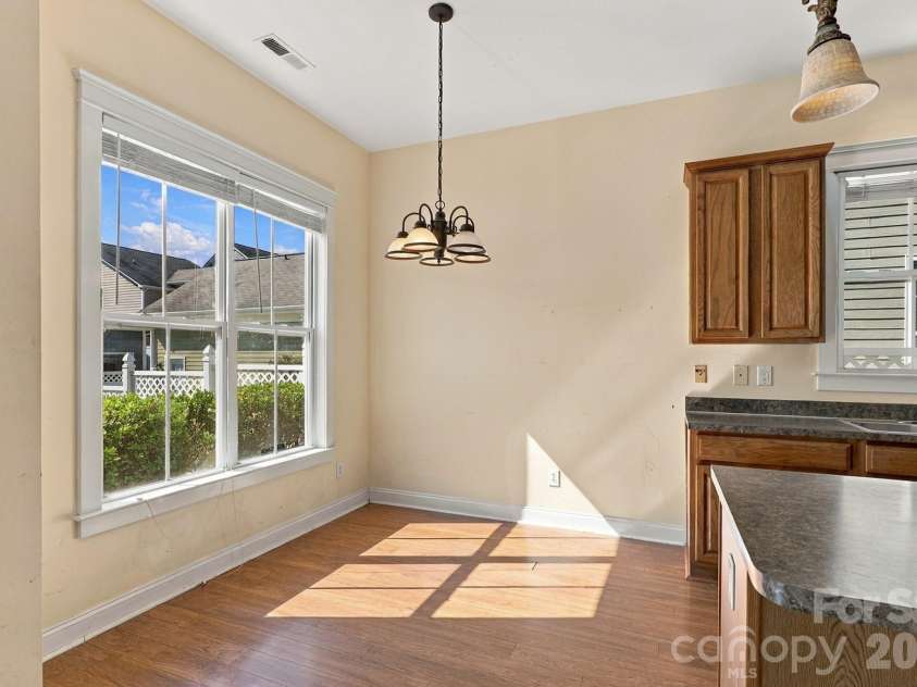 16411 Leavitt Lane, Davidson, NC 28036.  MLS# CAR4429134, YatesRealty ID 54472. 