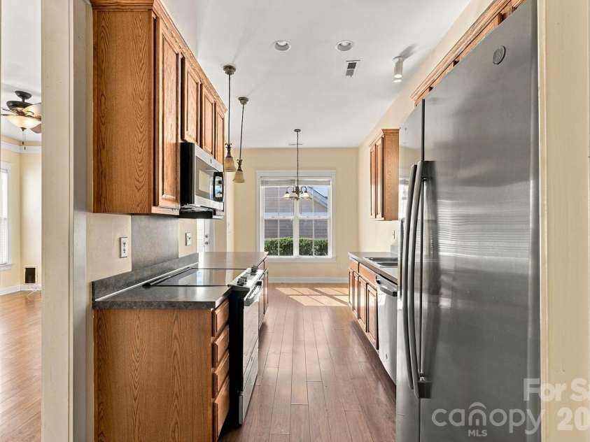16411 Leavitt Lane, Davidson, NC 28036.  MLS# CAR4429134, YatesRealty ID 54472. 
