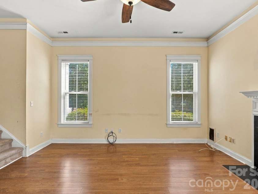16411 Leavitt Lane, Davidson, NC 28036.  MLS# CAR4429134, YatesRealty ID 54472. 