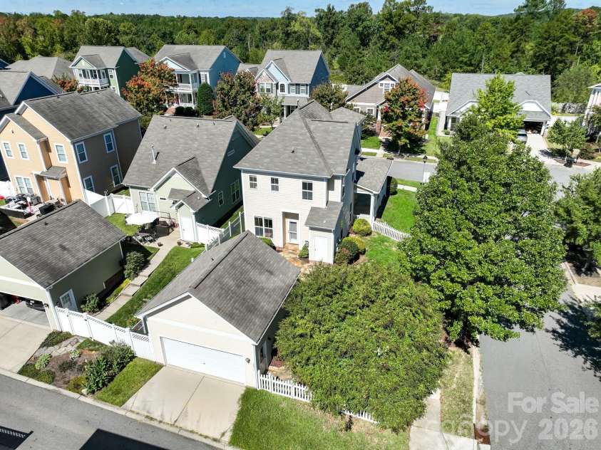 16411 Leavitt Lane, Davidson, NC 28036.  MLS# CAR4429134, YatesRealty ID 54472. 