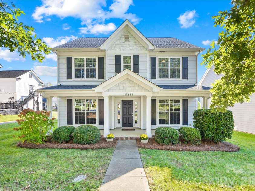 19822 Davidson Concord Road, Davidson, NC 28036.  MLS# CAR4429435, YatesRealty ID 54473. Welcome to 19822 Davidson Concord Road in Davidson, NC