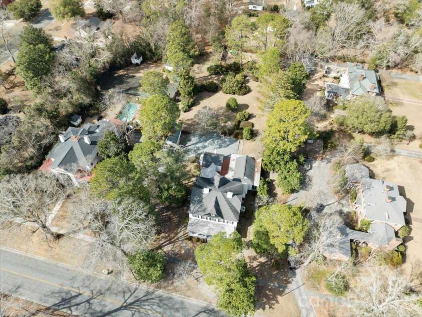 310 Kershaw Street, Cheraw, SC 29520.  MLS# CAR4430970, YatesRealty ID 54474. 