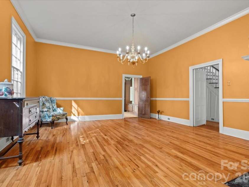 310 Kershaw Street, Cheraw, SC 29520.  MLS# CAR4430970, YatesRealty ID 54474. 
