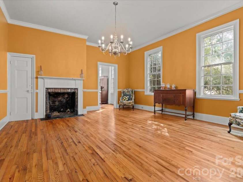 310 Kershaw Street, Cheraw, SC 29520.  MLS# CAR4430970, YatesRealty ID 54474. 