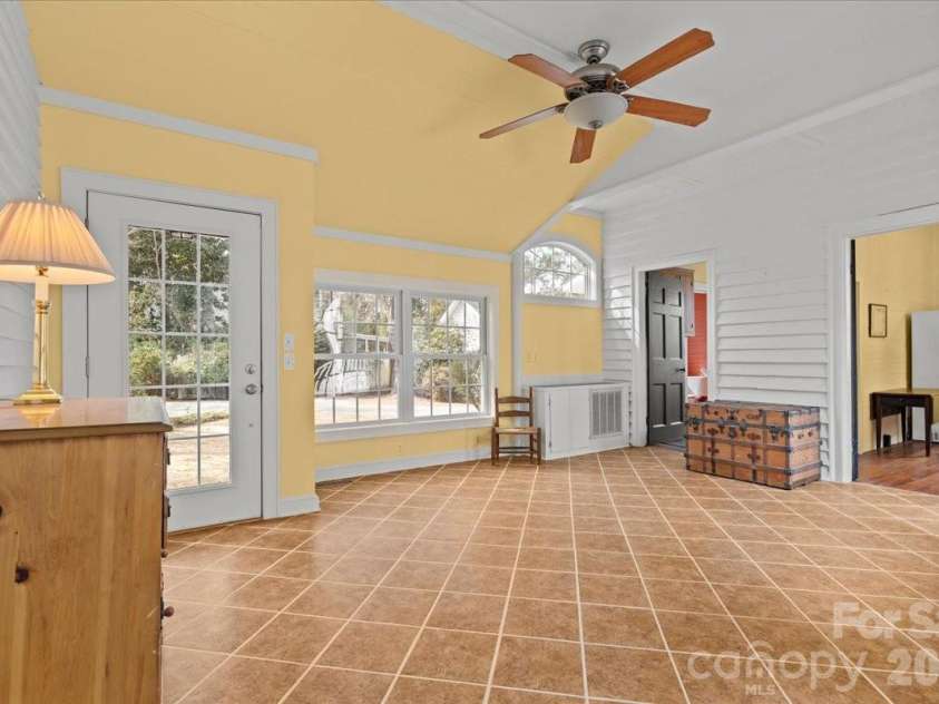 310 Kershaw Street, Cheraw, SC 29520.  MLS# CAR4430970, YatesRealty ID 54474. 