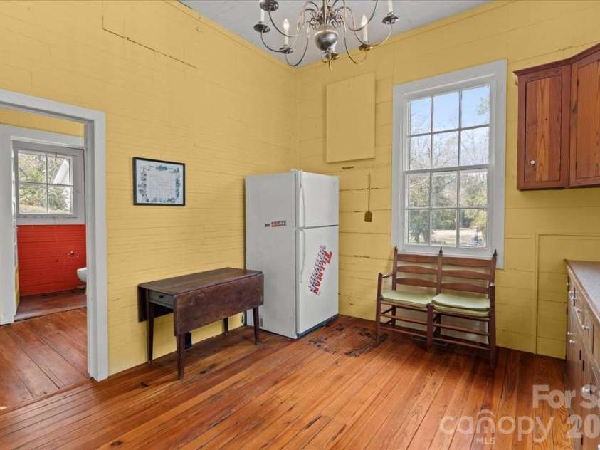 310 Kershaw Street, Cheraw, SC 29520.  MLS# CAR4430970, YatesRealty ID 54474. 