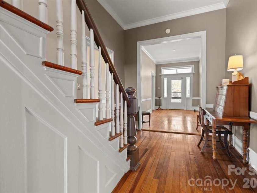 310 Kershaw Street, Cheraw, SC 29520.  MLS# CAR4430970, YatesRealty ID 54474. 