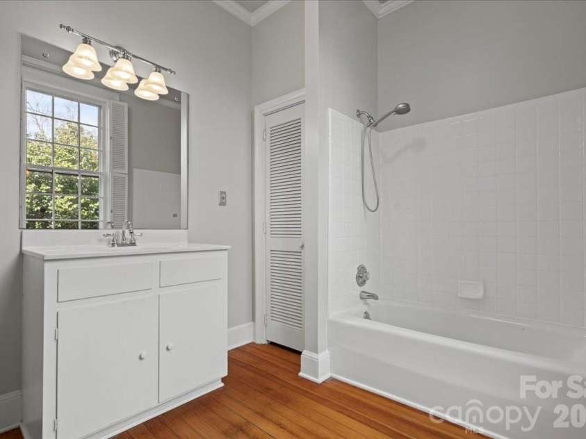 310 Kershaw Street, Cheraw, SC 29520.  MLS# CAR4430970, YatesRealty ID 54474. 