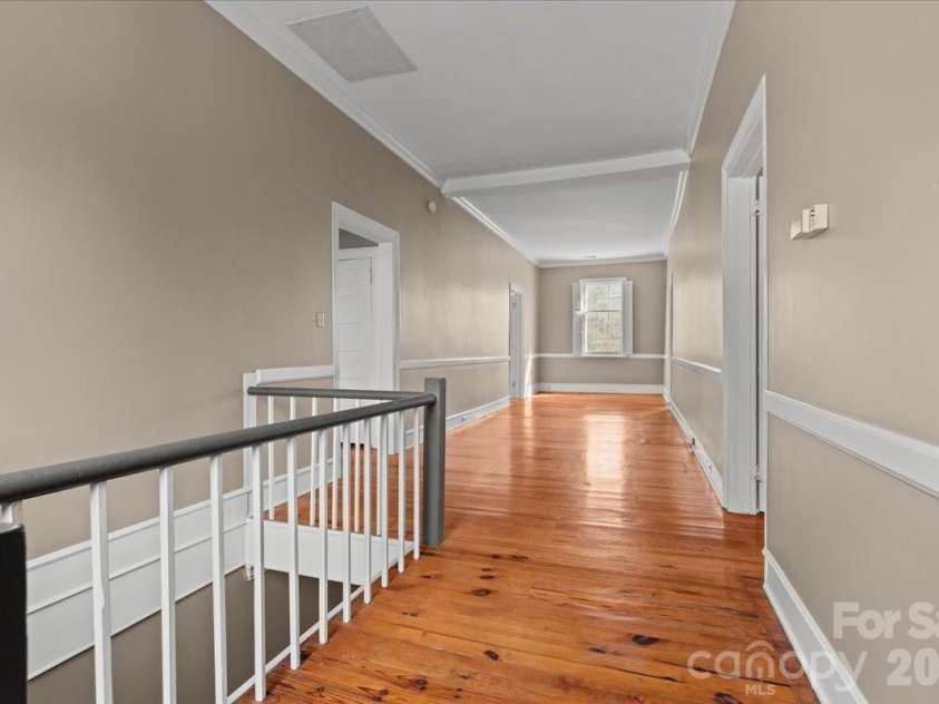 310 Kershaw Street, Cheraw, SC 29520.  MLS# CAR4430970, YatesRealty ID 54474. 