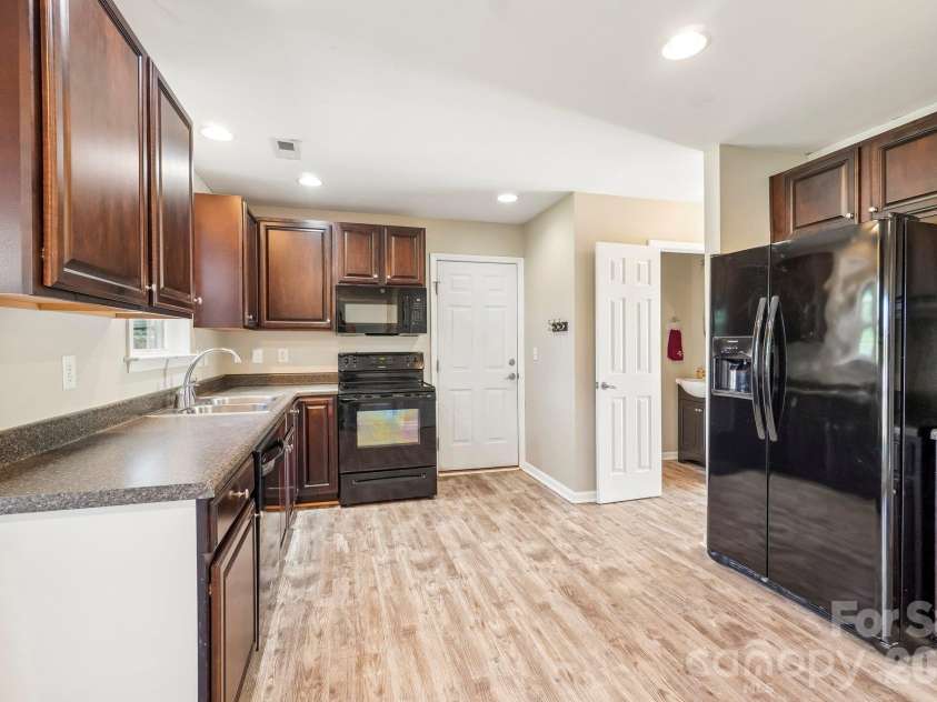 244 Mud Creek Road, Fletcher, NC 28732.  MLS# CAR4429166, YatesRealty ID 54476. 