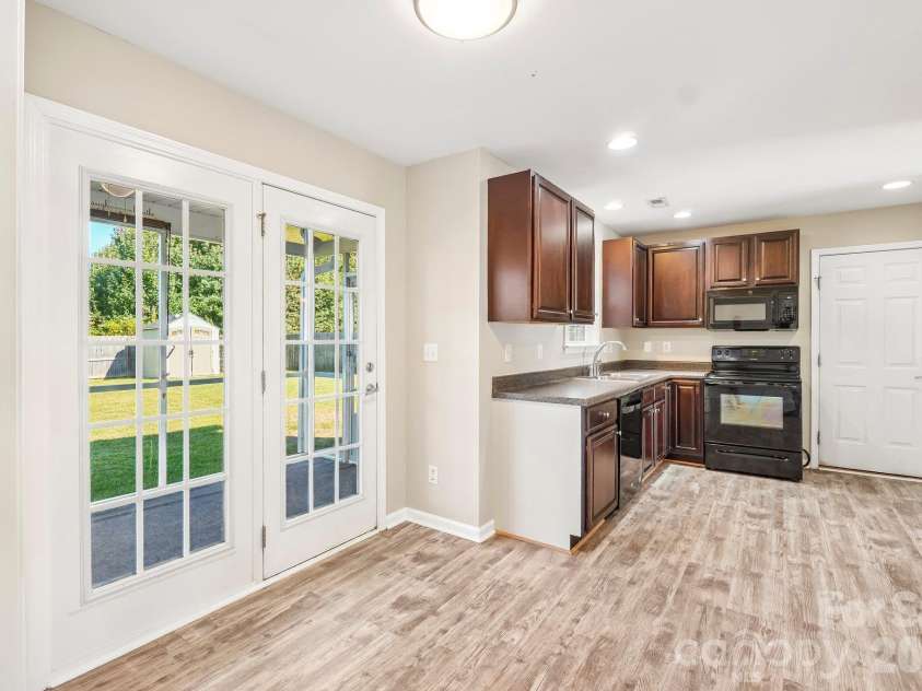 244 Mud Creek Road, Fletcher, NC 28732.  MLS# CAR4429166, YatesRealty ID 54476. 
