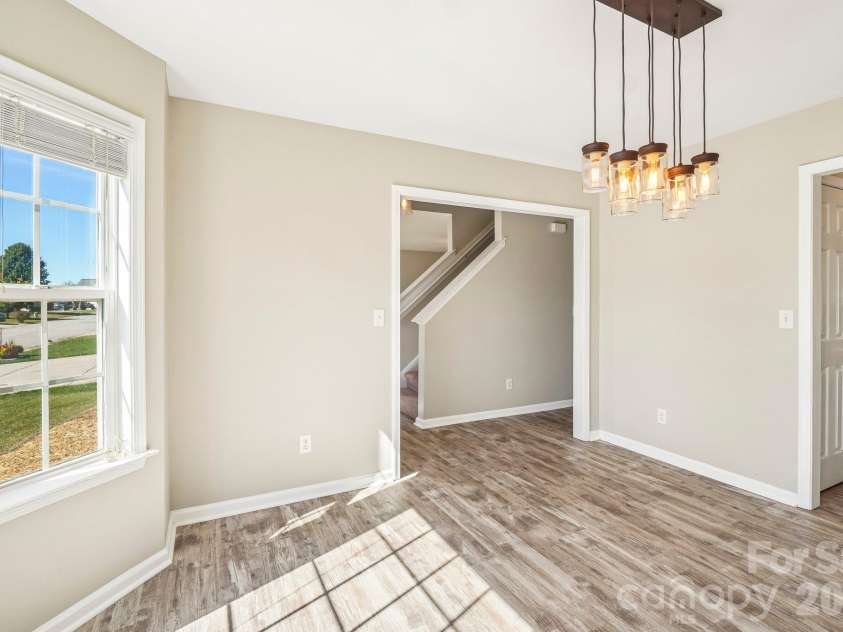 244 Mud Creek Road, Fletcher, NC 28732.  MLS# CAR4429166, YatesRealty ID 54476. Dining Room