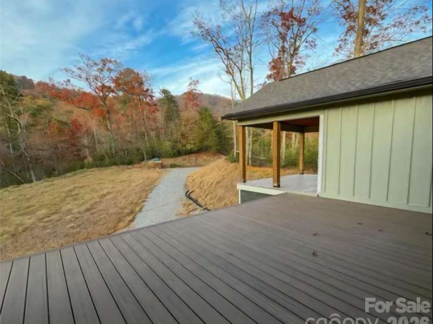 864 Matho Trail, Lake Lure, NC 28746.  MLS# CAR4430773, YatesRealty ID 54477. 