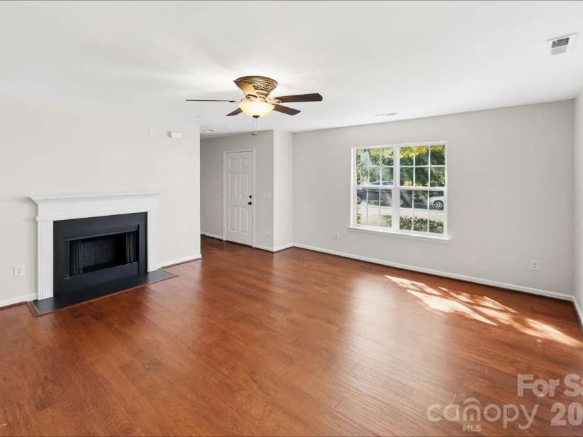 3139 Reid Brook Lane, Charlotte, NC 28208.  MLS# CAR4429834, YatesRealty ID 54478. 
