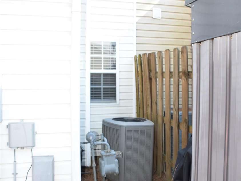 12742 Spirit Bound Way, Charlotte, NC 28273.  MLS# CAR4228876, YatesRealty ID 5448. 