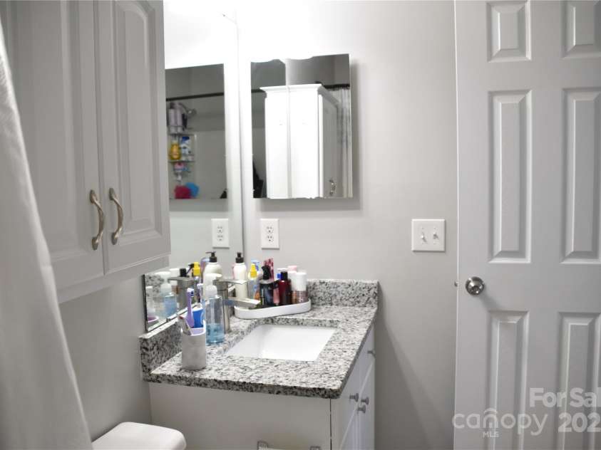 12742 Spirit Bound Way, Charlotte, NC 28273.  MLS# CAR4228876, YatesRealty ID 5448. 