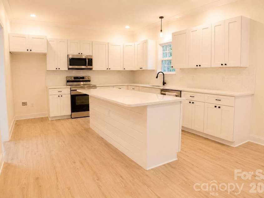 1705 Kallaramo Road, Rock Hill, SC 29732.  MLS# CAR4419818, YatesRealty ID 5448. 