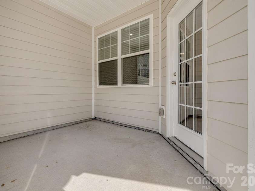 807 Gable Oak Lane, Fort Mill, SC 29708.  MLS# CAR4429749, YatesRealty ID 54480. 