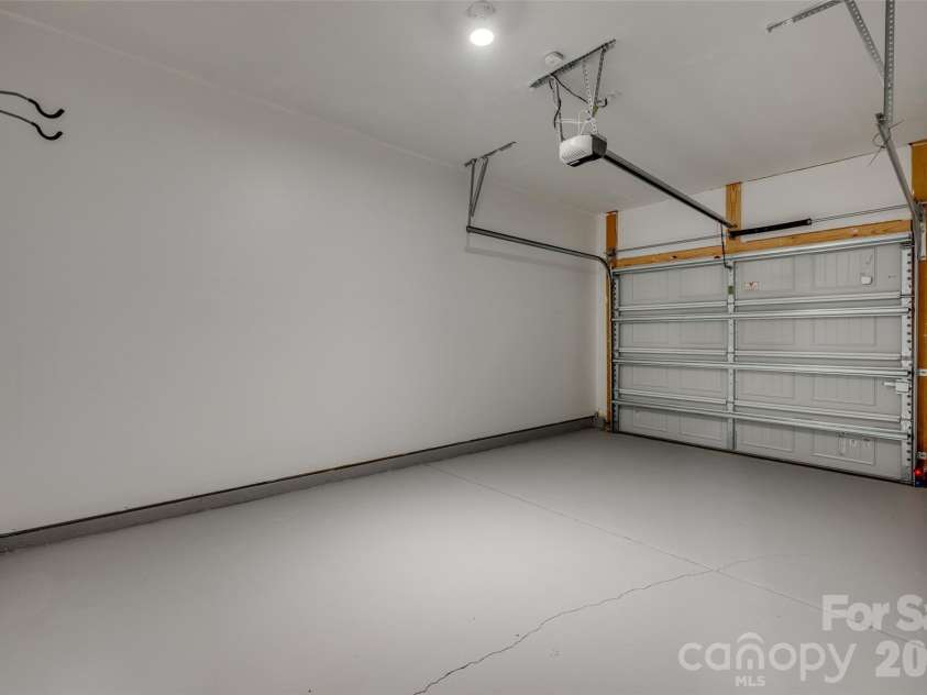 807 Gable Oak Lane, Fort Mill, SC 29708.  MLS# CAR4429749, YatesRealty ID 54480. 