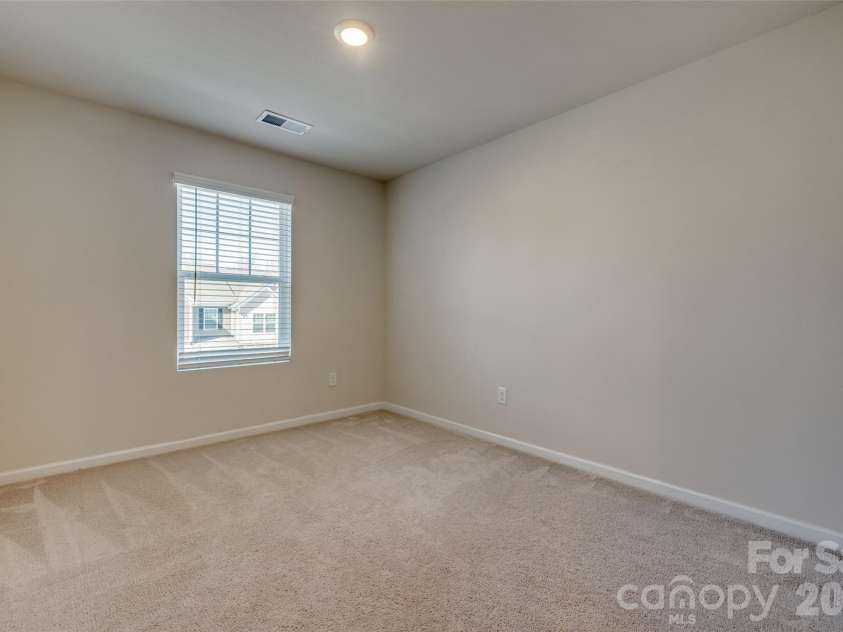 807 Gable Oak Lane, Fort Mill, SC 29708.  MLS# CAR4429749, YatesRealty ID 54480. 